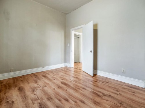 1249 5A Avenue South, Lethbridge, AB - Indoor Photo Showing Other Room