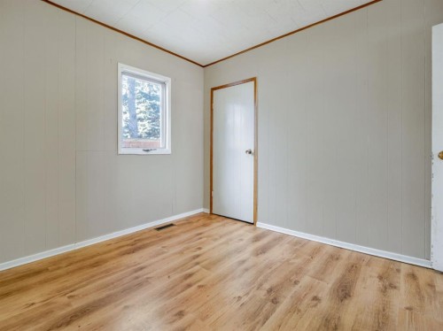 1249 5A Avenue South, Lethbridge, AB - Indoor Photo Showing Other Room