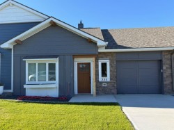 771 7 Avenue WESTCardston, AB T0K 0K0