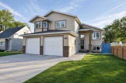 1428 6 Avenue NORTH Lethbridge, AB T1H 0S8