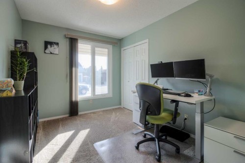 79 Temple Crescent West, Lethbridge, AB - Indoor Photo Showing Office