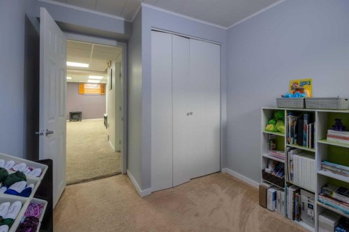 79 Temple Crescent West, Lethbridge, AB - Indoor