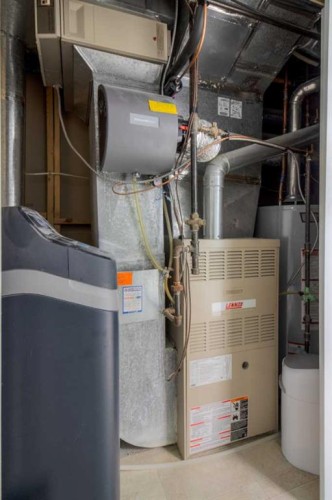 79 Temple Crescent West, Lethbridge, AB - Indoor Photo Showing Basement