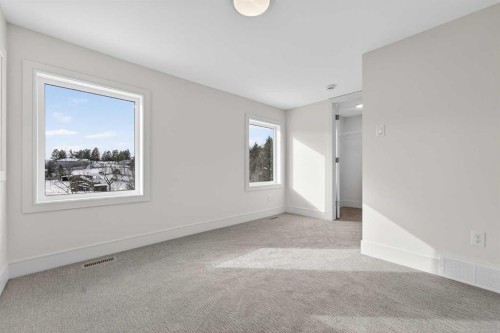 8602 25 Avenue, Coleman, AB - Indoor Photo Showing Other Room