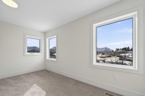 8602 25 Avenue, Coleman, AB - Indoor Photo Showing Other Room