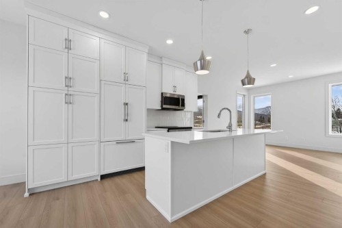 8602 25 Avenue, Coleman, AB - Indoor Photo Showing Kitchen With Upgraded Kitchen