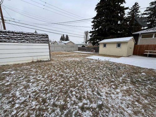 2407 5 Avenue North, Lethbridge, AB - Outdoor