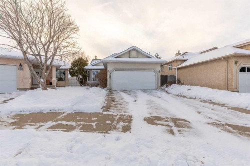 327 Heritage Crescent WEST Lethbridge, AB T1K 6V9