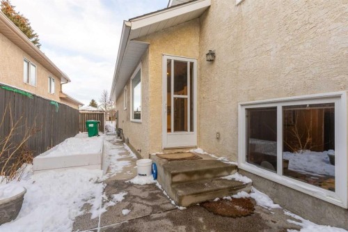327 Heritage Crescent West, Lethbridge, AB - Outdoor With Exterior