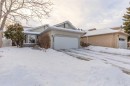 327 Heritage Crescent West, Lethbridge, AB  - Outdoor With Facade 