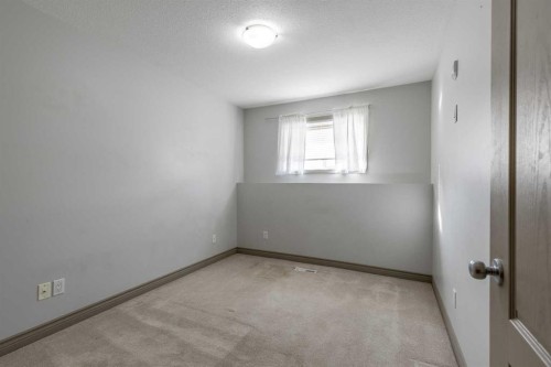 314-23 Chilcotin Lane West, Lethbridge, AB 