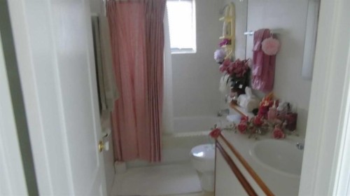 1604 7A Avenue, Fort Macleod, AB - Indoor Photo Showing Bathroom