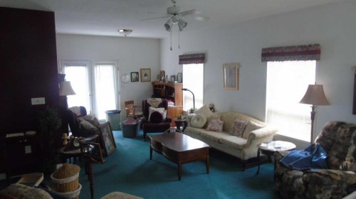 1604 7A Avenue, Fort Macleod, AB - Indoor Photo Showing Living Room