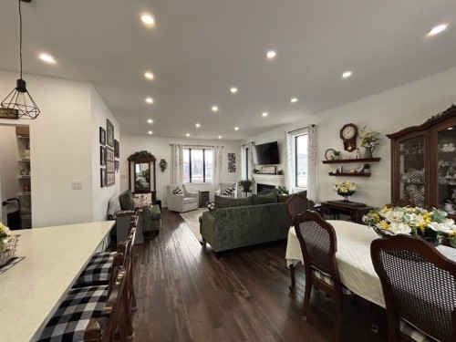 349 E 1 Avenue North, Magrath, AB - Indoor