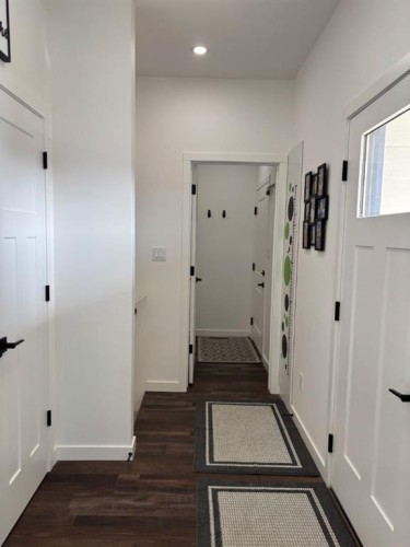 349 E 1 Avenue North, Magrath, AB - Indoor Photo Showing Other Room