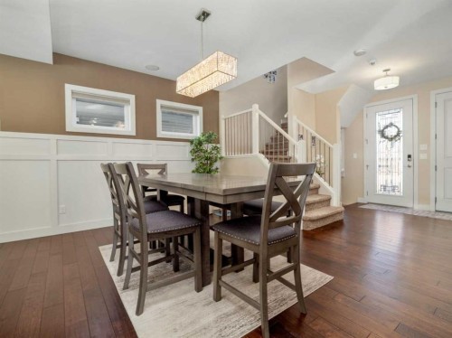 18 Northlander Road West, Lethbridge, AB - Indoor Photo Showing Dining Room