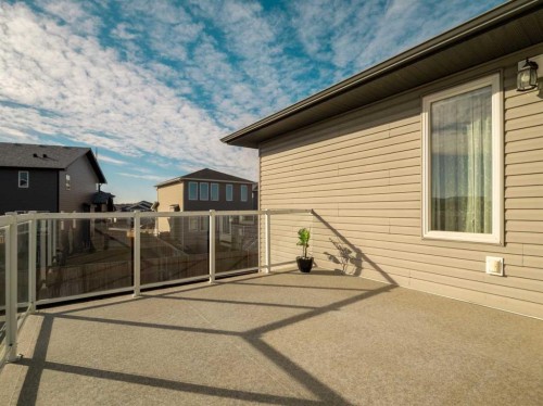 18 Northlander Road West, Lethbridge, AB - Outdoor With Exterior