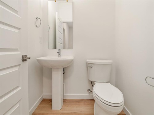 730 Violet Place West, Lethbridge, AB 