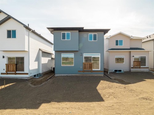 738 Violet Place West, Lethbridge, AB - Outdoor
