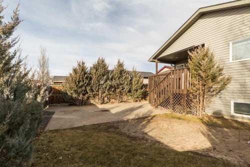 296 Tartan Circle West, Lethbridge, AB - Outdoor