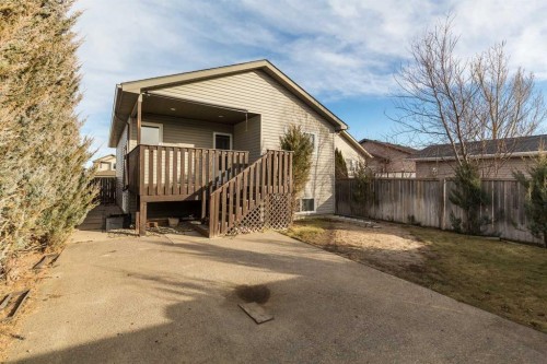 296 Tartan Circle West, Lethbridge, AB - Outdoor