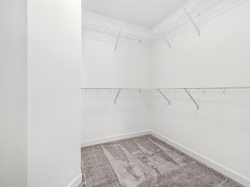 114 Miners Road West, Lethbridge, AB - Indoor With Storage