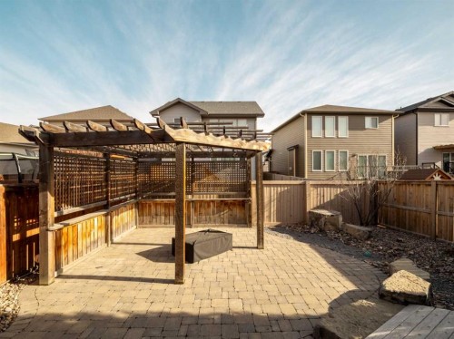 98 Moonlight Boulevard West, Lethbridge, AB - Outdoor