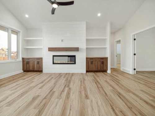 4517 40 Avenue South, Lethbridge, AB - Indoor With Fireplace