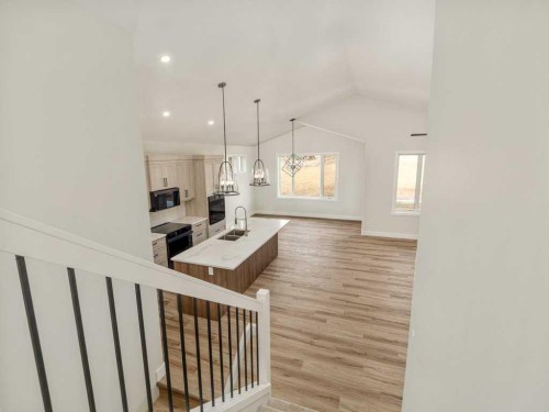 4517 40 Avenue South, Lethbridge, AB - Indoor Photo Showing Other Room