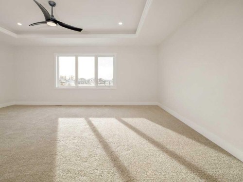 4517 40 Avenue South, Lethbridge, AB - Indoor Photo Showing Other Room