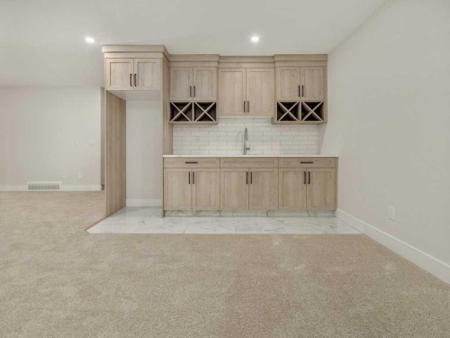 4517 40 Avenue South, Lethbridge, AB - Indoor