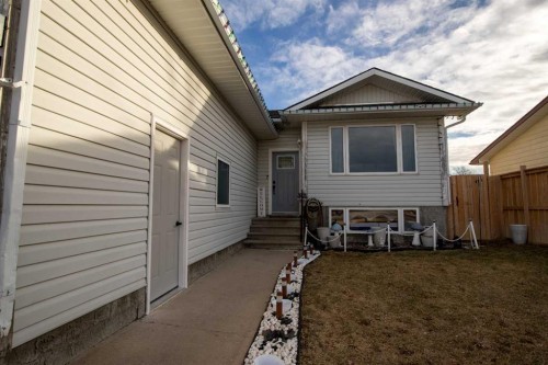 5018 42 Avenue, Taber, AB 