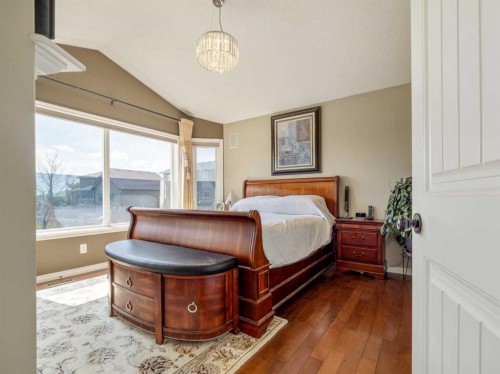 314 Coulee Springs Terrace, Lethbridge, AB - Indoor Photo Showing Bedroom