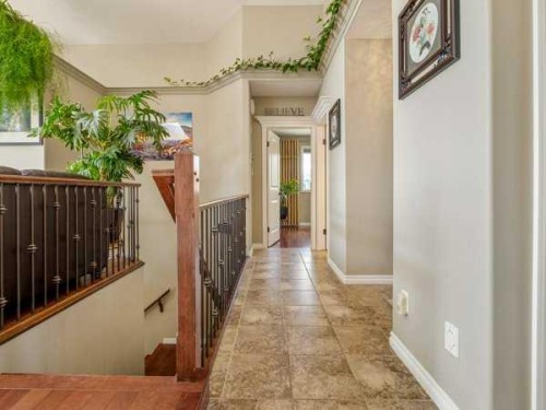 314 Coulee Springs Terrace, Lethbridge, AB - Indoor Photo Showing Other Room