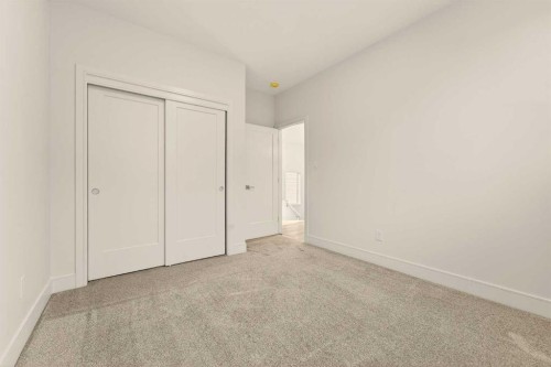 516 Greywolf Cove North, Lethbridge, AB - Indoor Photo Showing Other Room