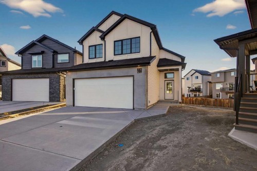 516 Greywolf Cove North, Lethbridge, AB - Outdoor With Facade
