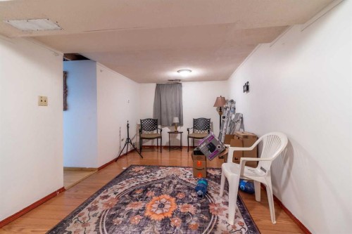 253 51 Avenue E, Claresholm, AB - Indoor Photo Showing Other Room