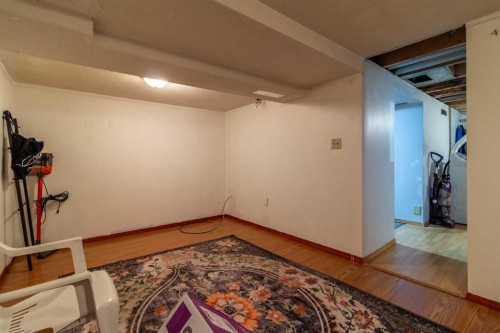 253 51 Avenue E, Claresholm, AB - Indoor Photo Showing Other Room