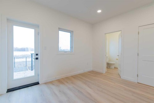 2817 16 Avenue, Coaldale, AB - Indoor Photo Showing Other Room