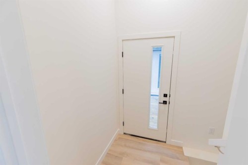 2817 16 Avenue, Coaldale, AB - Indoor Photo Showing Other Room