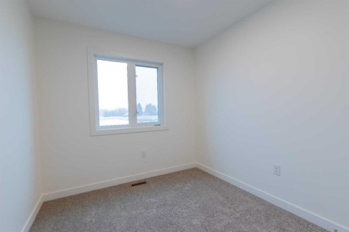 2817 16 Avenue, Coaldale, AB - Indoor Photo Showing Other Room