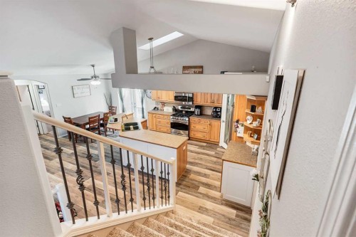 86 Salish Place West, Lethbridge, AB - Indoor Photo Showing Other Room