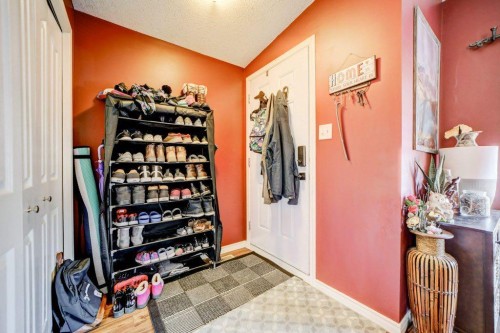 1414 84 Th Street, Coleman, AB - Indoor Photo Showing Other Room