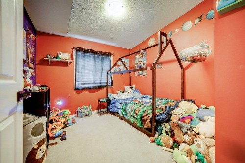 1414 84 Th Street, Coleman, AB - Indoor Photo Showing Bedroom