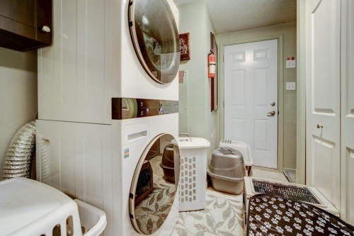 1414 84 Th Street, Coleman, AB - Indoor