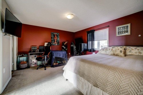1414 84 Th Street, Coleman, AB - Indoor Photo Showing Bedroom