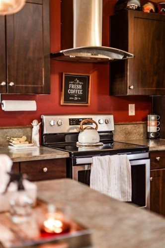 1414 84 Th Street, Coleman, AB - Indoor Photo Showing Kitchen