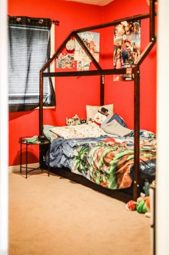 1414 84 Th Street, Coleman, AB - Indoor Photo Showing Bedroom