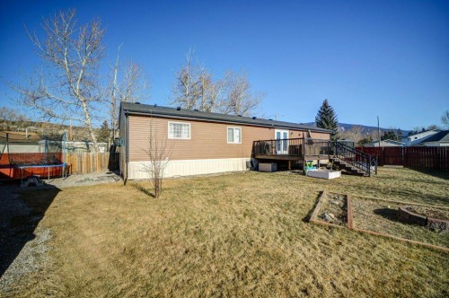 1414 84 Th Street, Coleman, AB - Outdoor