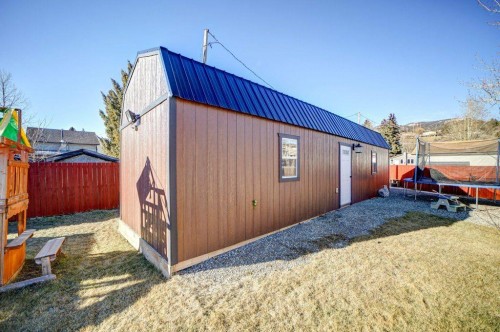 1414 84 Th Street, Coleman, AB - Outdoor With Exterior